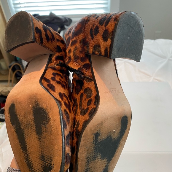 • SOLD • Leopard Zara booties - Picture 3 of 3